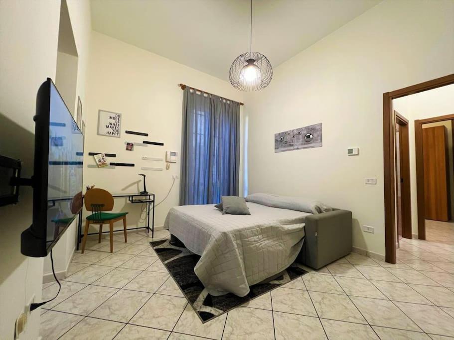 Casa Oltrepo Fresco Centrale Ma Silenzioso Parcheggio Interno Casteggio Exterior foto
