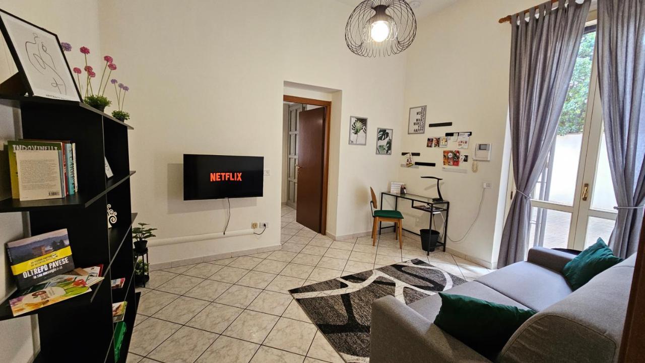 Ferienwohnung Casa Oltrepo Comoda Silenziosa Centrale E Parcheggio Interno Casteggio Exterior foto